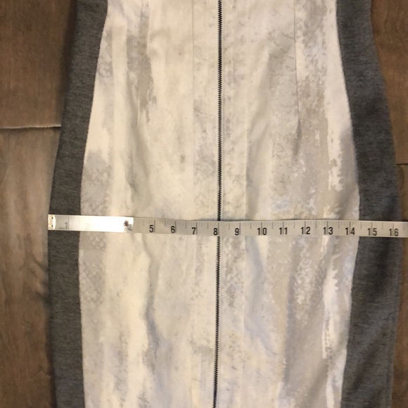 NWT T Tahari dress - Picture 8 of 13